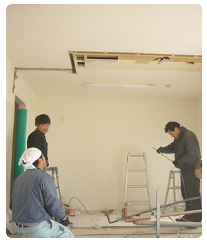解体作業